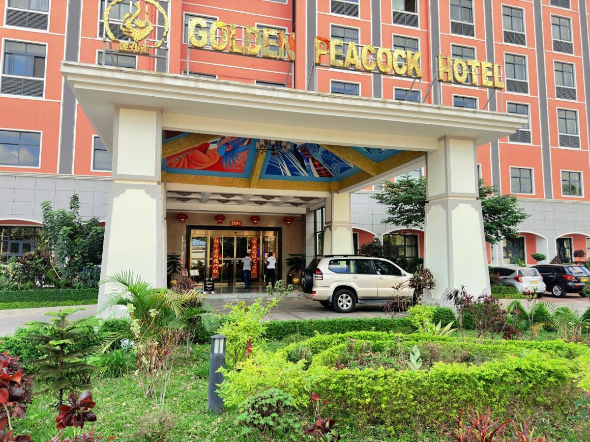 Golden Peacock Hotel Blantyre Exterior foto